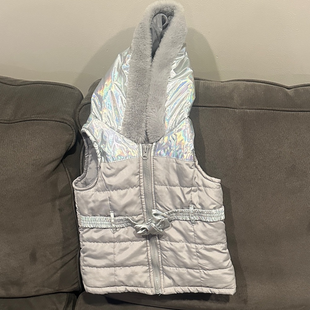 Tahari Kids' Silver Iridescent Vest with Faux Fur